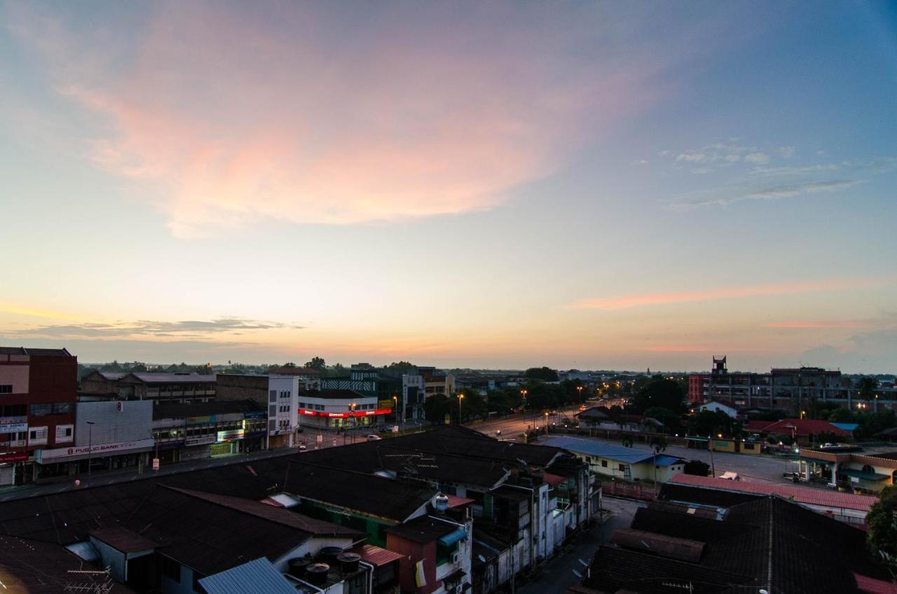 Mornington Hotel Medan Ipoh Exterior foto